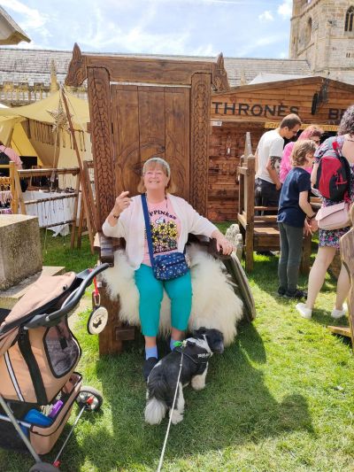 HRH Misty, doing her Regal Wave
